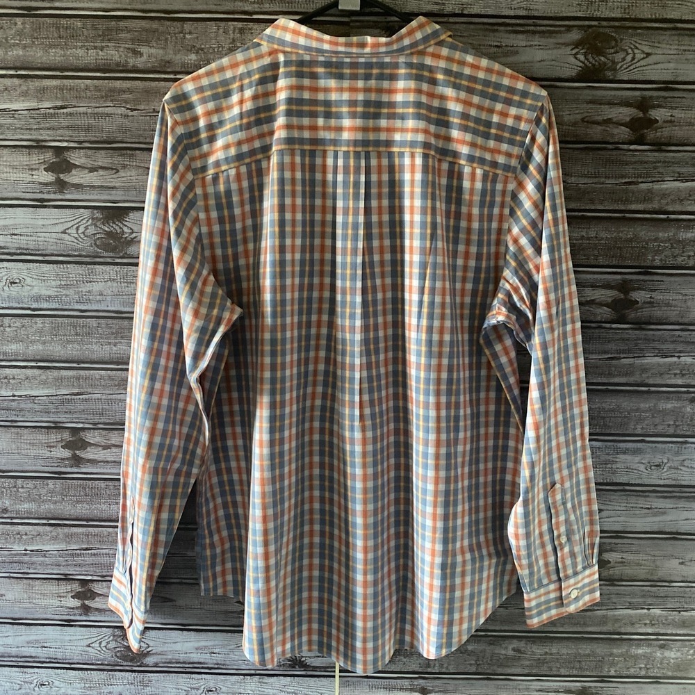 LL Bean Women's Long-Sleeved‎ Button-Down Top Size L Wrinkle Free Plaid NWT - Picture 2 of 7